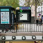 Vivez Au Coeur Du Centre De Paris! Metro A 1Min - Proche Republique